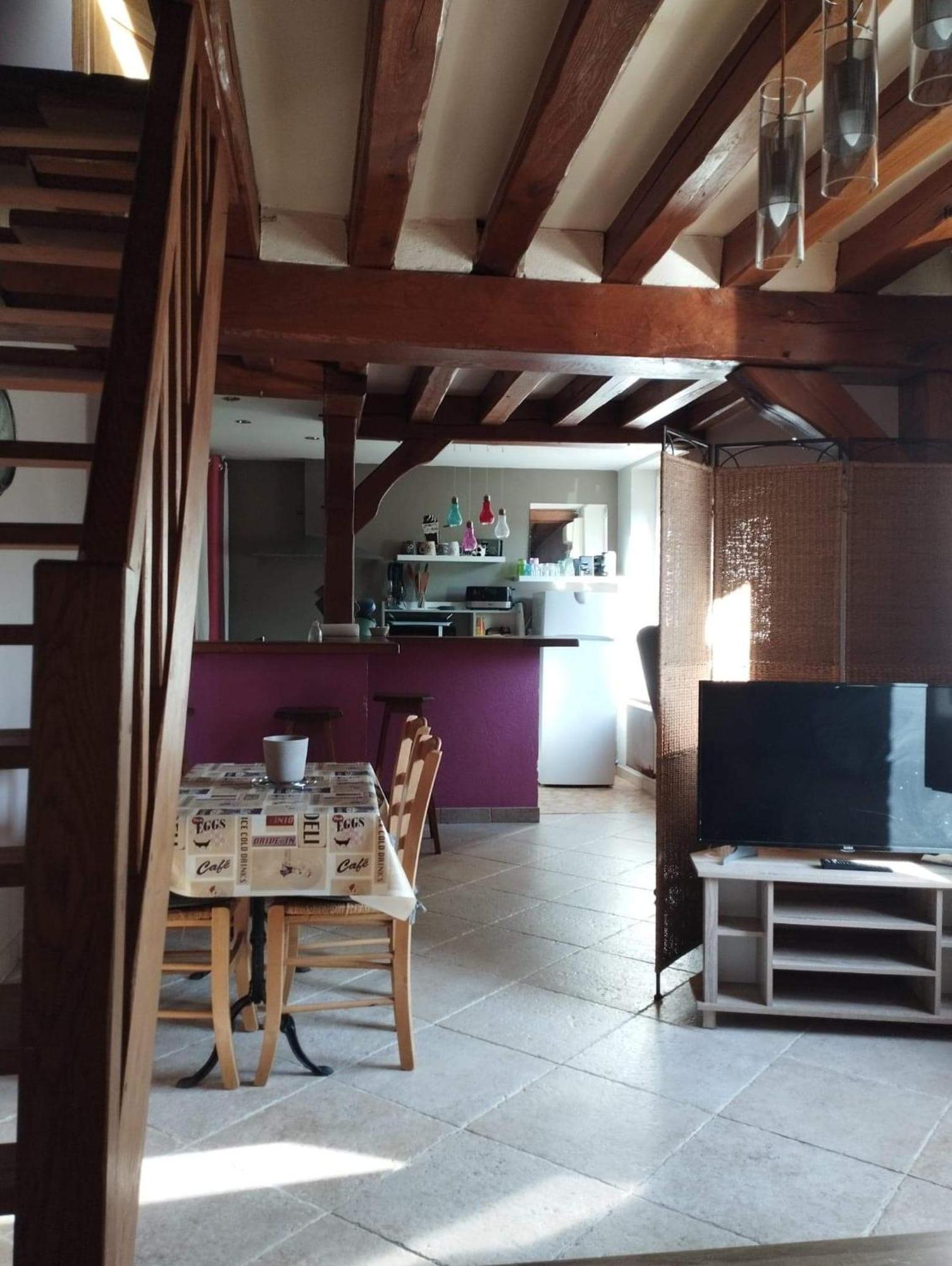 Apartmán Charmante Petite Maison De Bourg Autry-le-Chatel Exteriér fotografie
